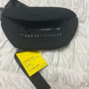 NWT Two blind brothers neoprene Fanny pack